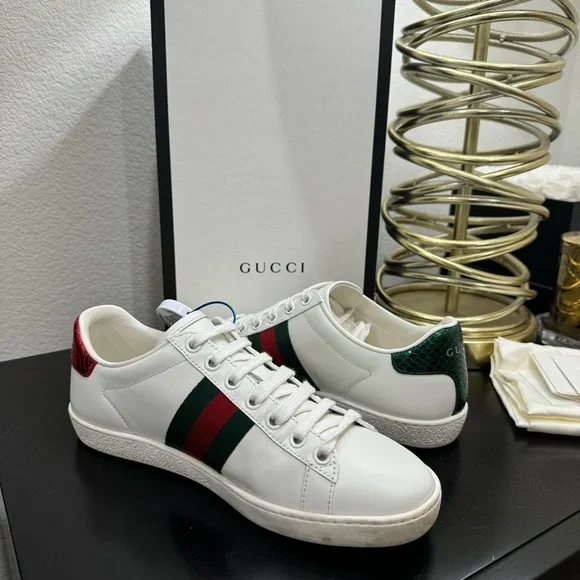 Gucci Ace Embroidered Bee Web Sneaker Leather White 36 - Picture 4 of 8